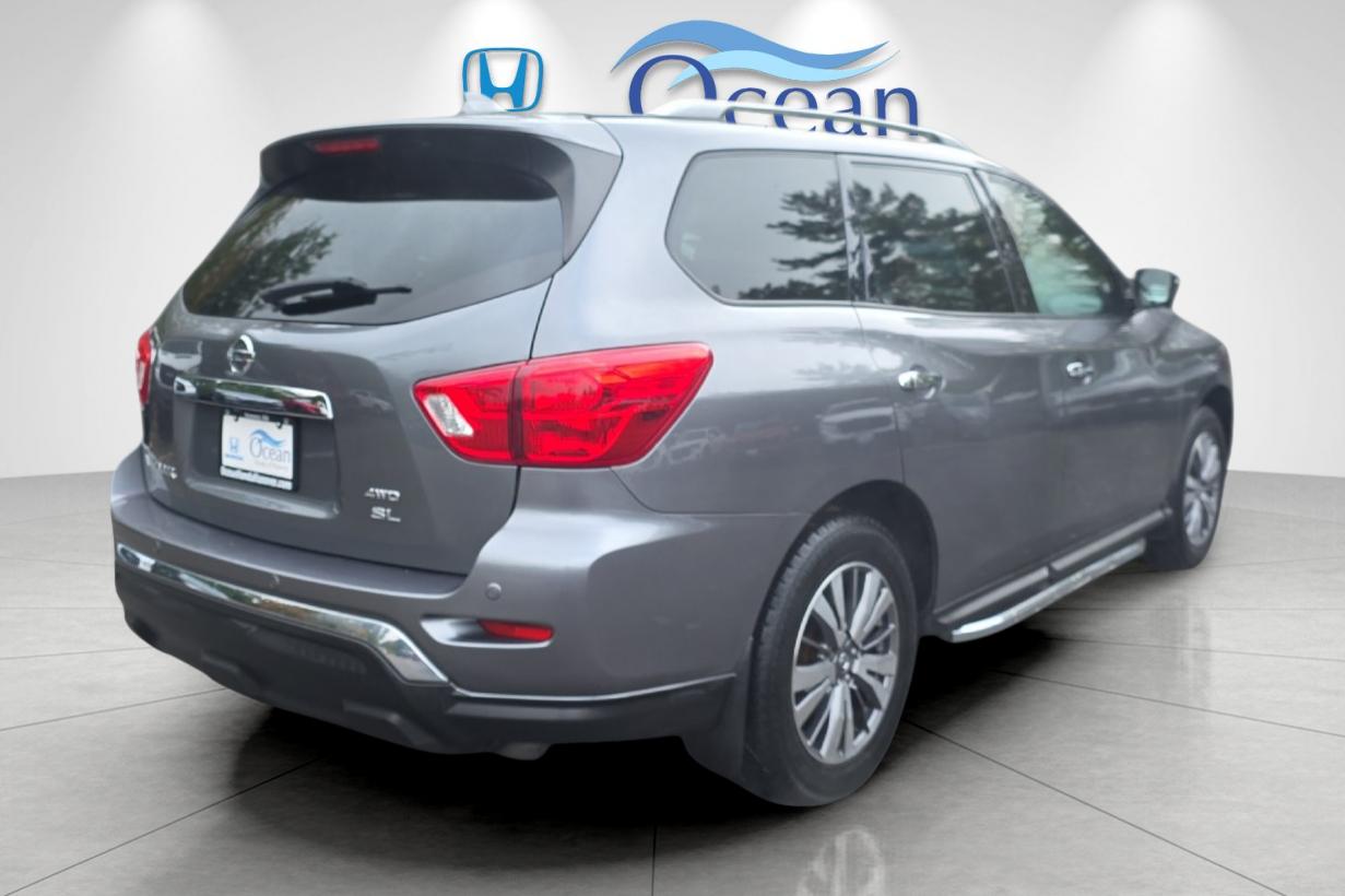Used 2019 Gun Metallic Nissan SL image 3
