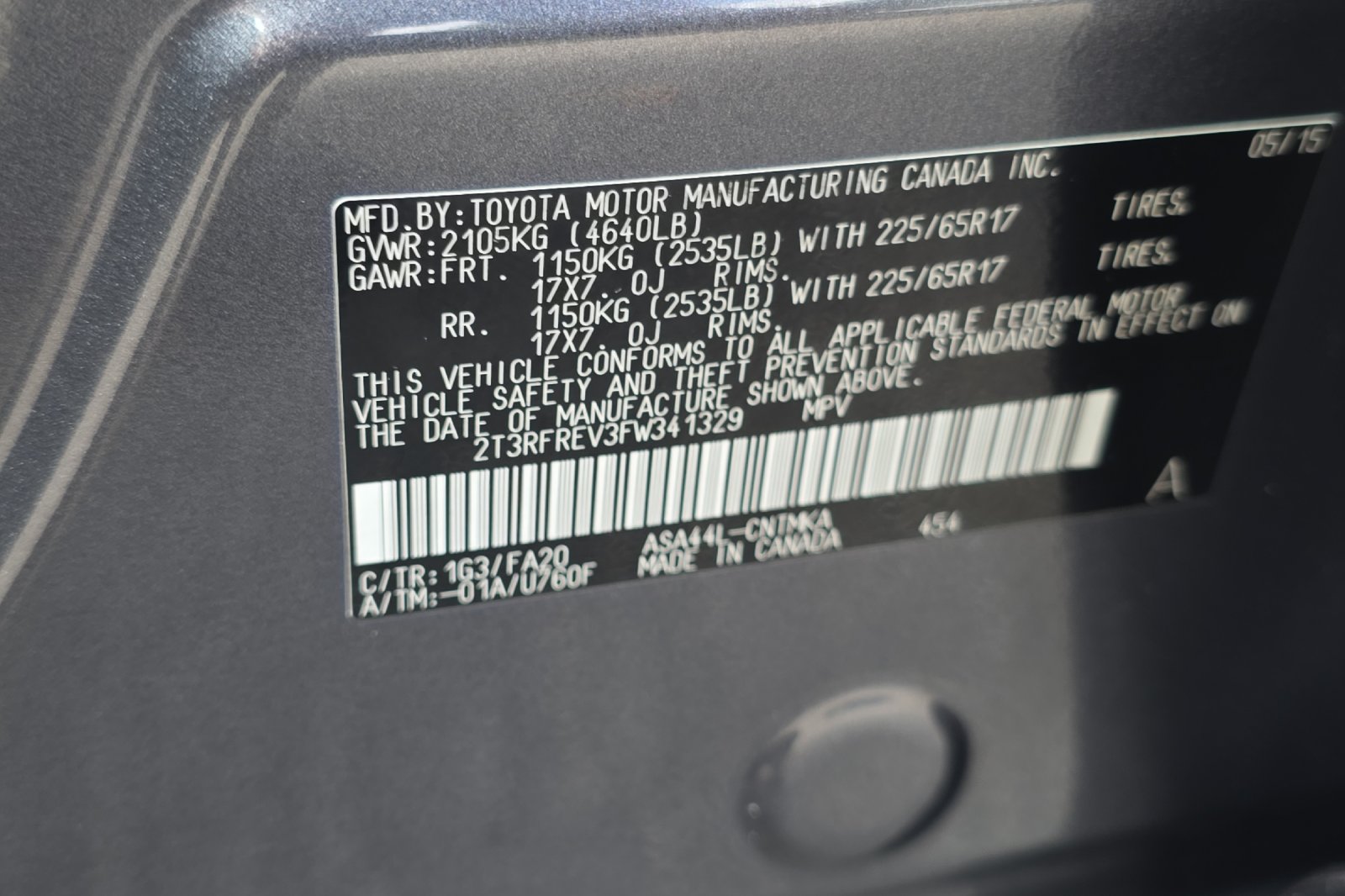 Used 2015 Magnetic Gray Metallic Toyota XLE image 25