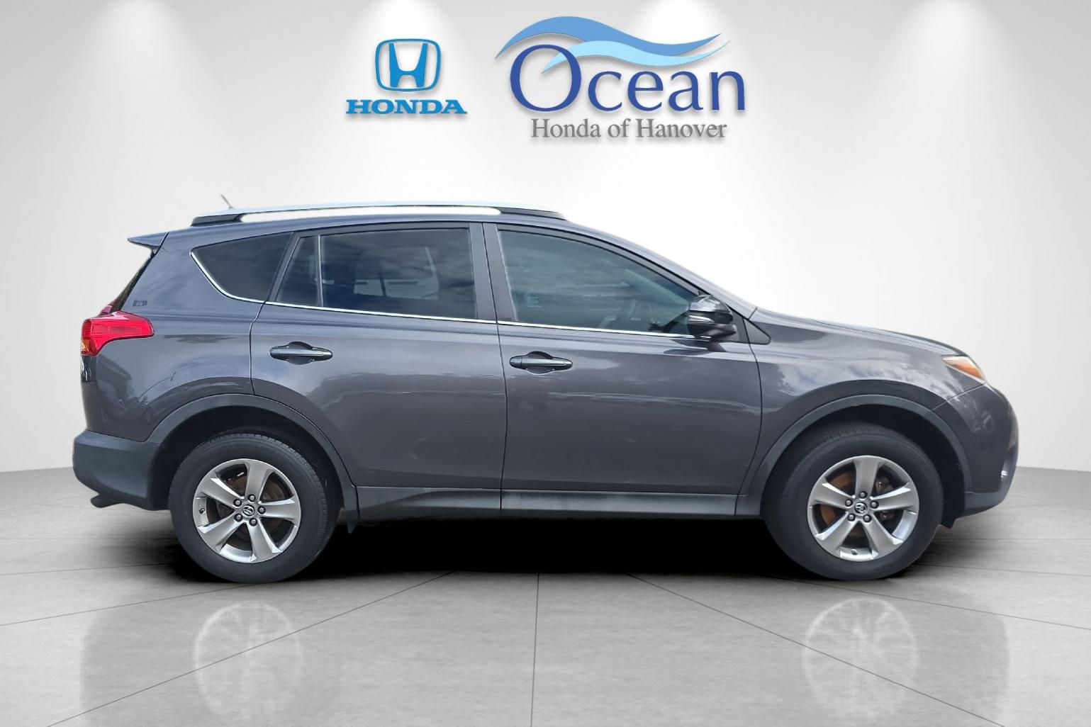 Used 2015 Toyota RAV4 XLE with VIN 2T3RFREV3FW341329 for sale in Hanover, MA