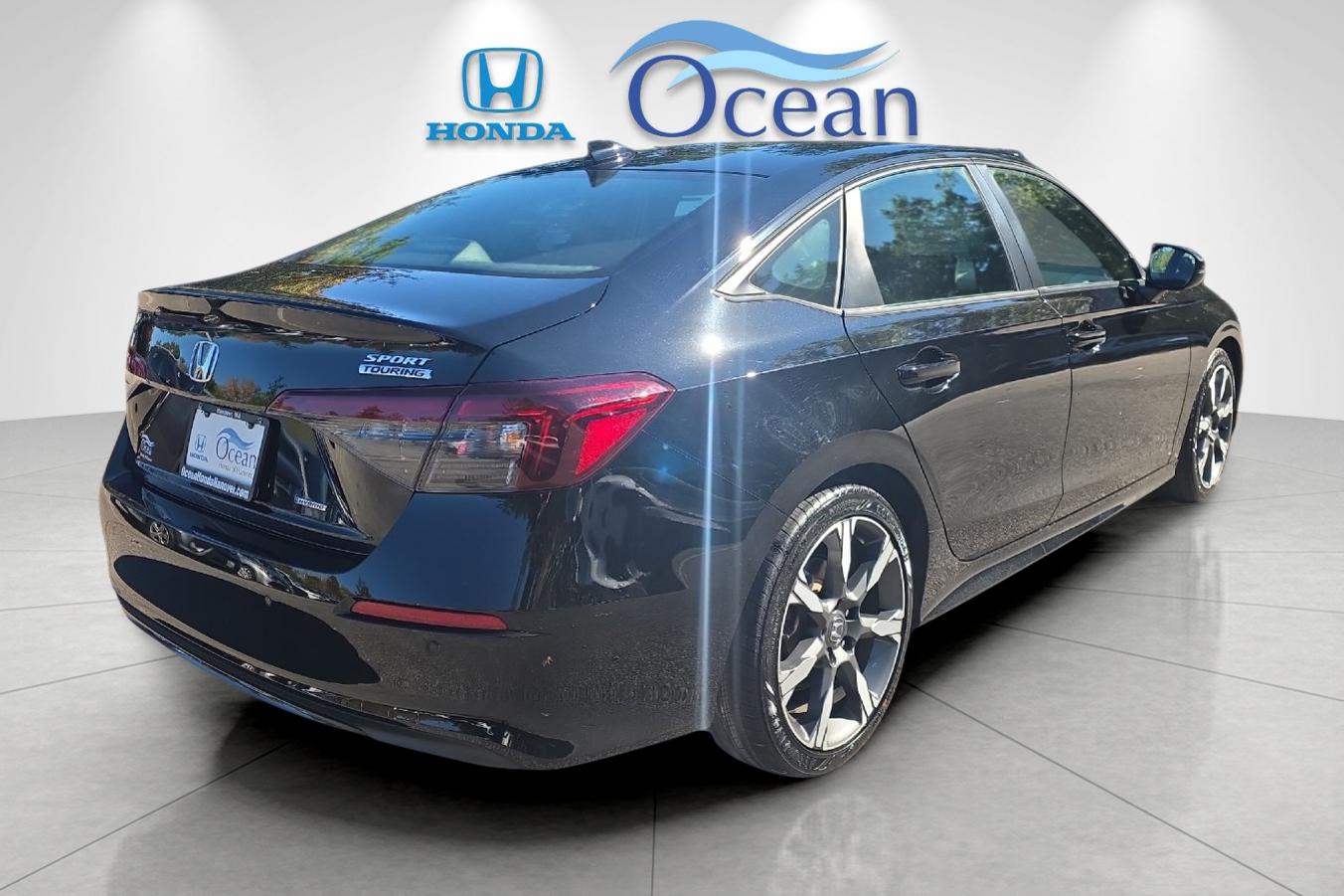 Used 2025 Crystal Black Pearl Honda Sport Touring image 3
