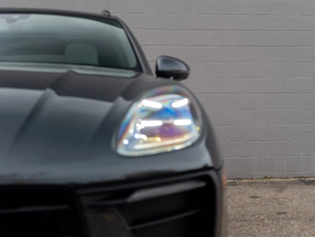 Used 2024  Porsche  image 11