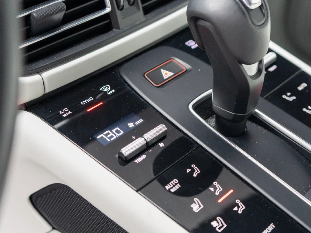 Used 2024  Porsche  image 29