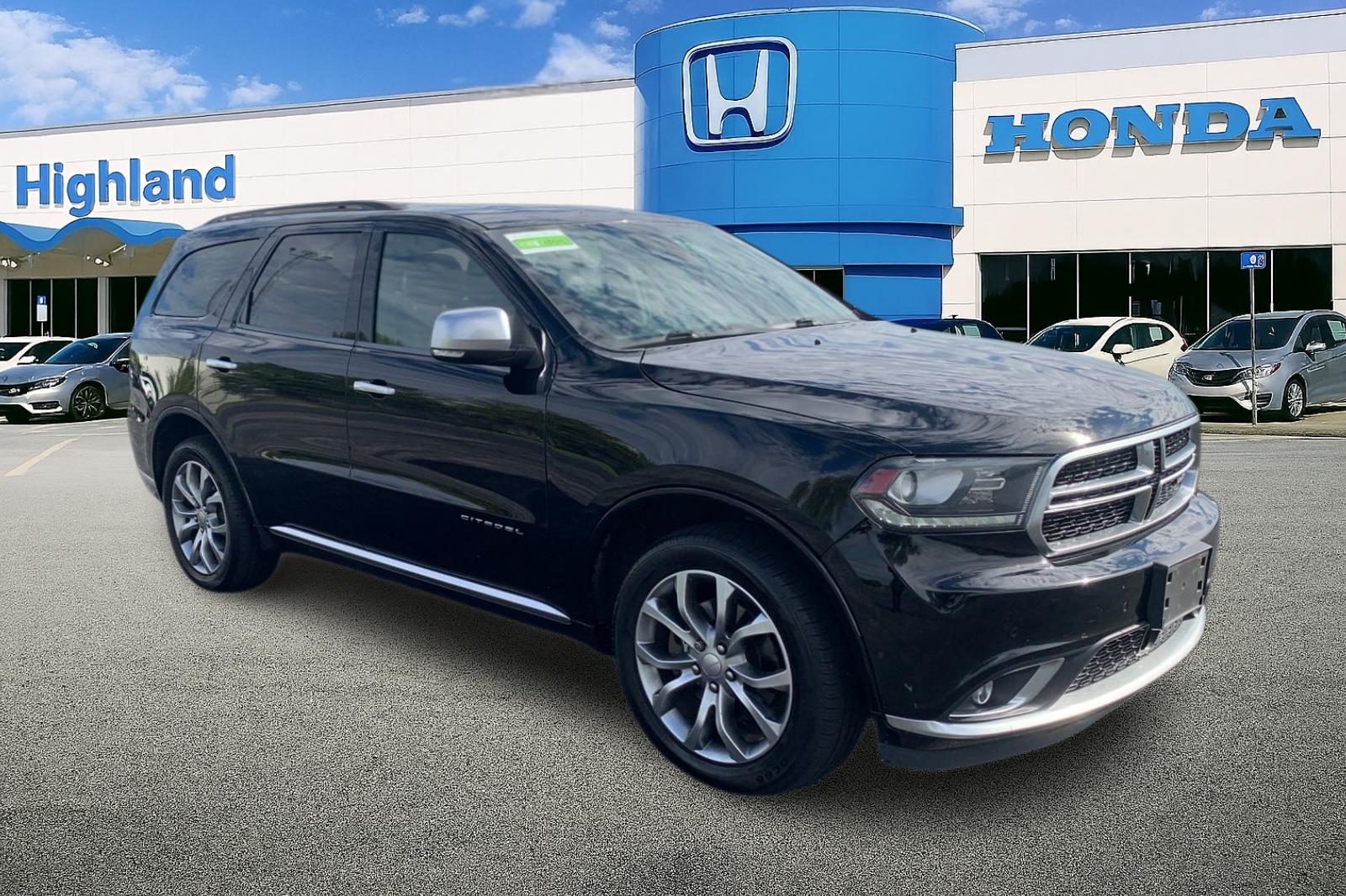 Used 2018 Black Dodge Citadel image 7