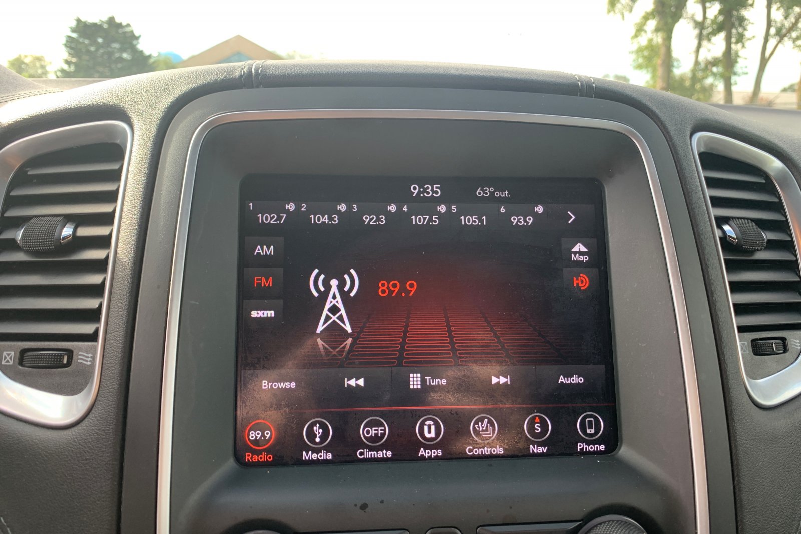 Used 2018 Black Dodge Citadel image 24