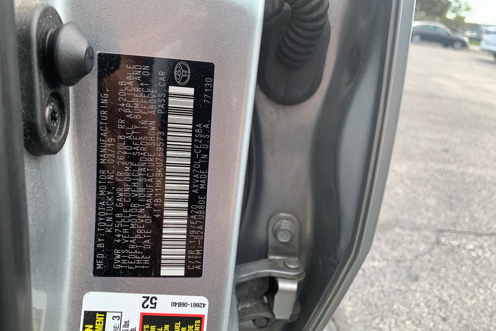 Used 2019 Silver Toyota SE image 38