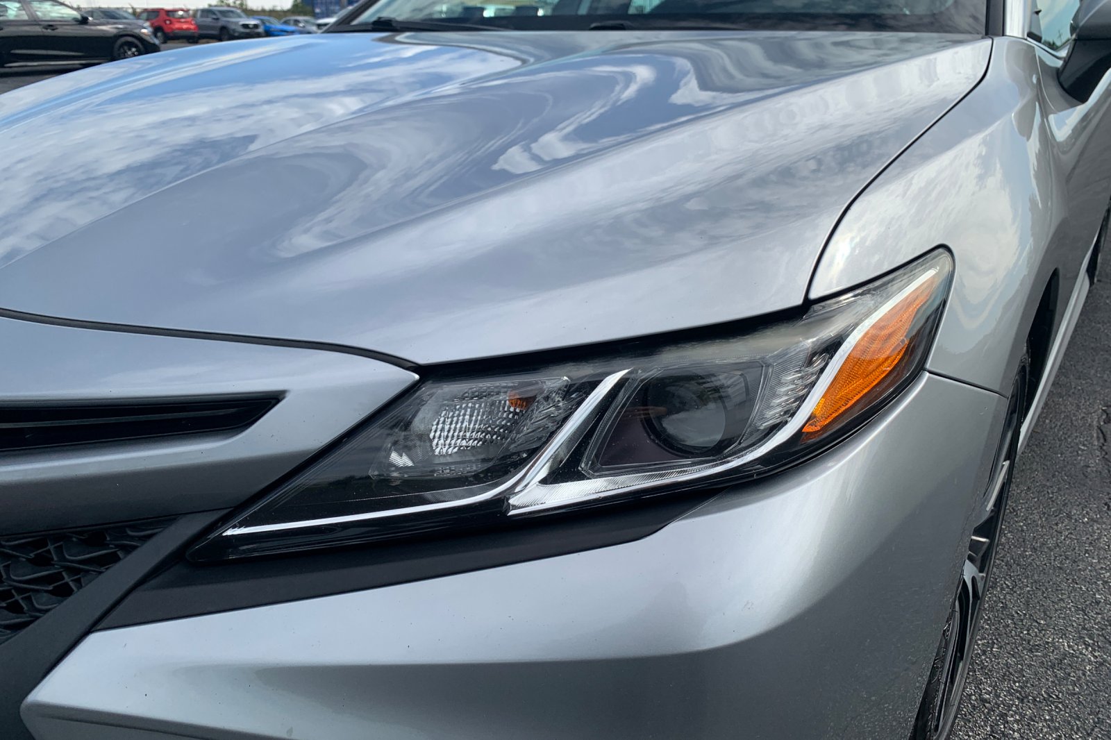 Used 2019 Silver Toyota SE image 37