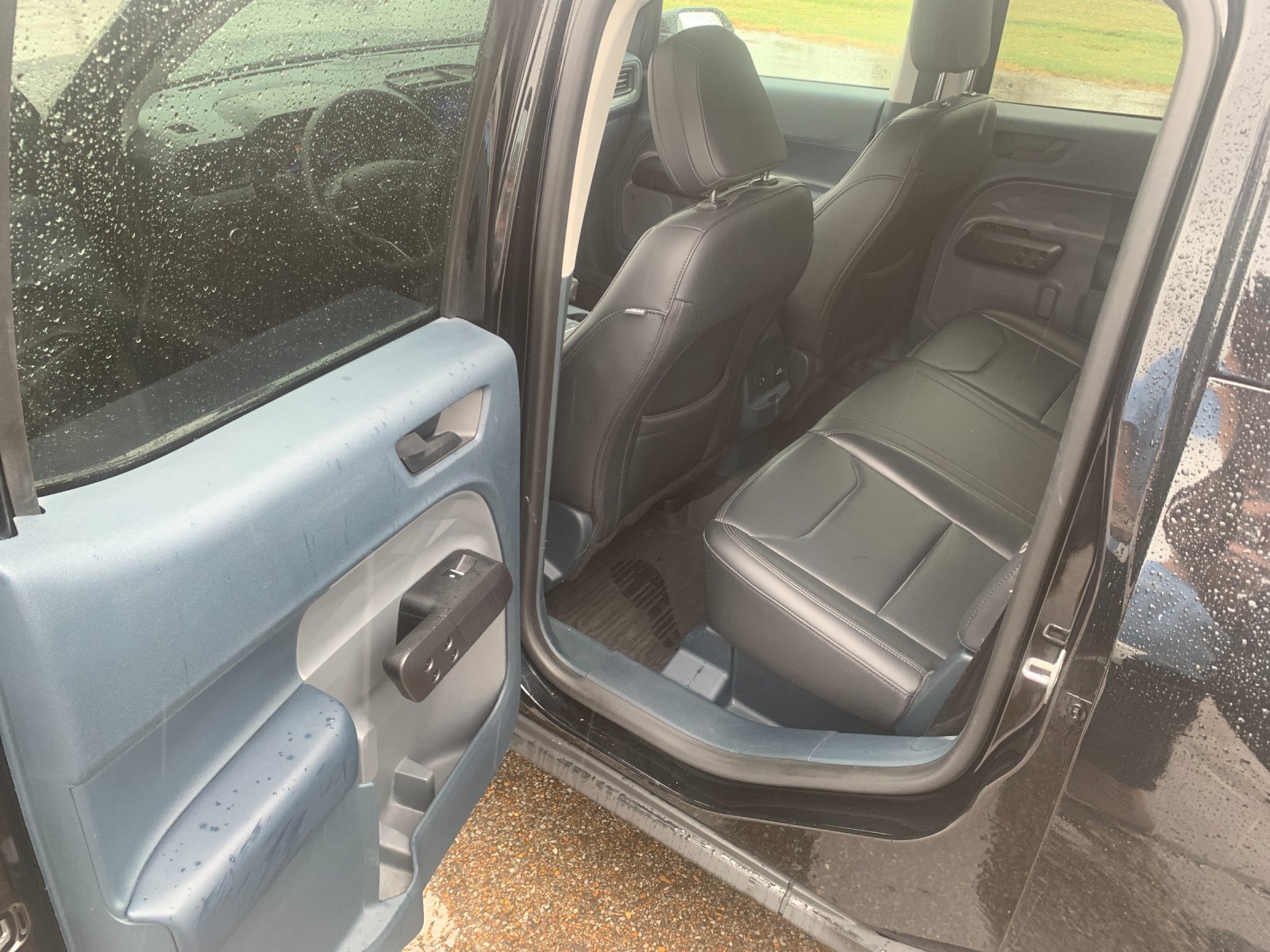 Used 2024 Black Ford Lariat image 15