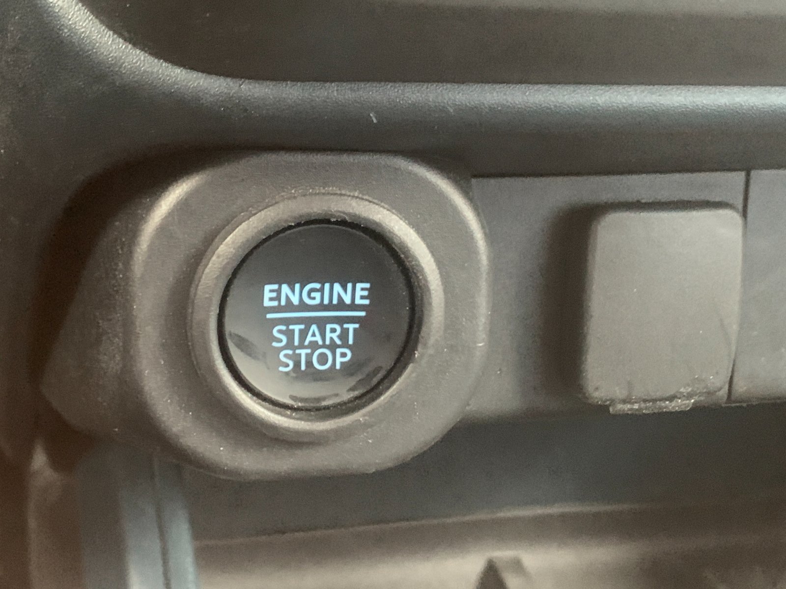 Used 2024 Black Ford Lariat image 27