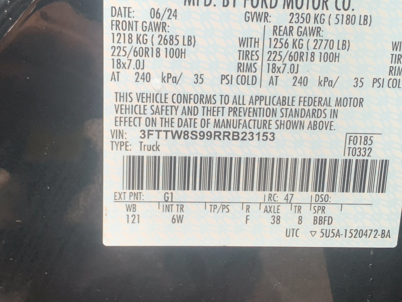 Used 2024 Black Ford Lariat image 36
