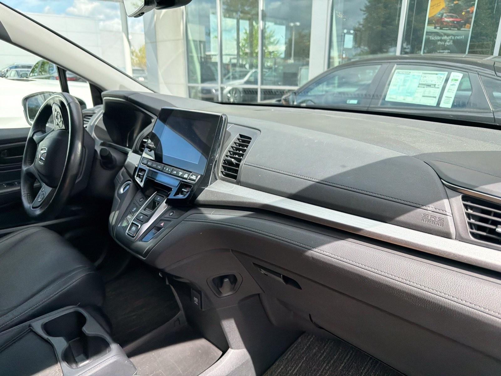Certified Used 2023 Platinum White Pearl Honda EX-L image 5