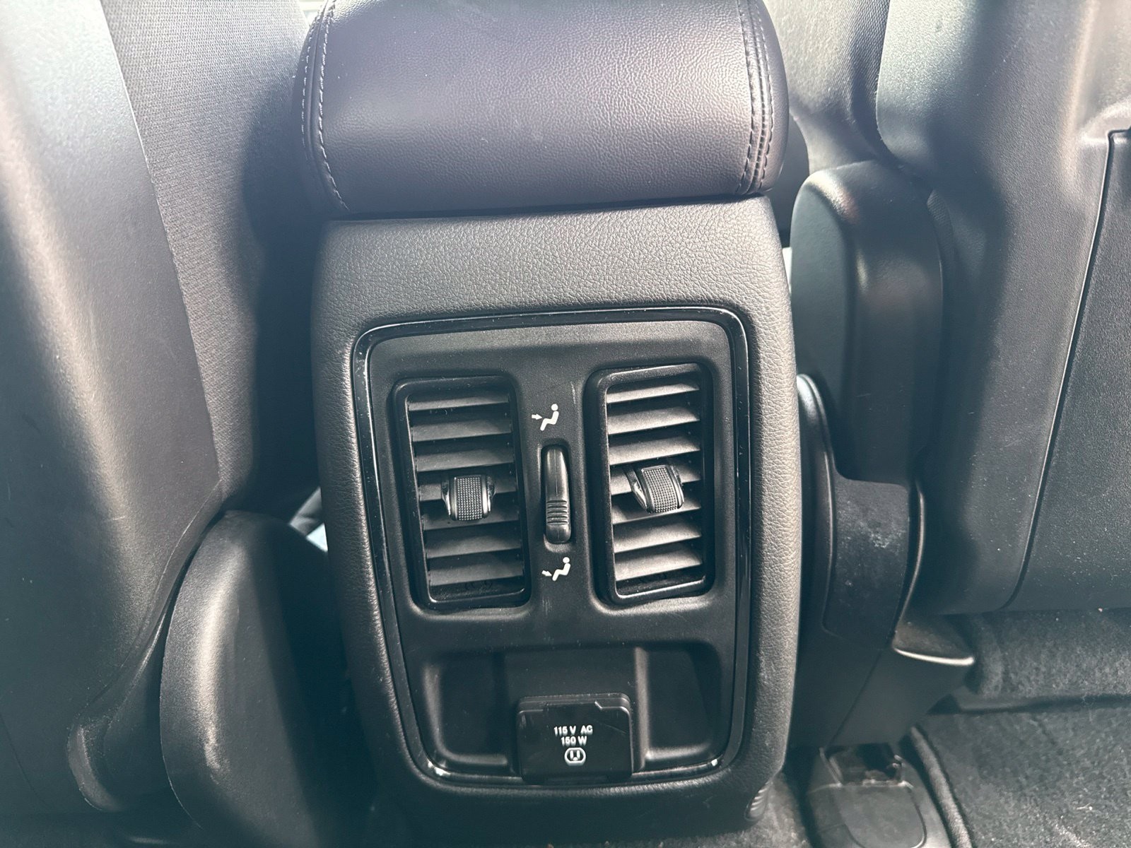 Used 2021 Diamond Black Jeep Laredo E image 17