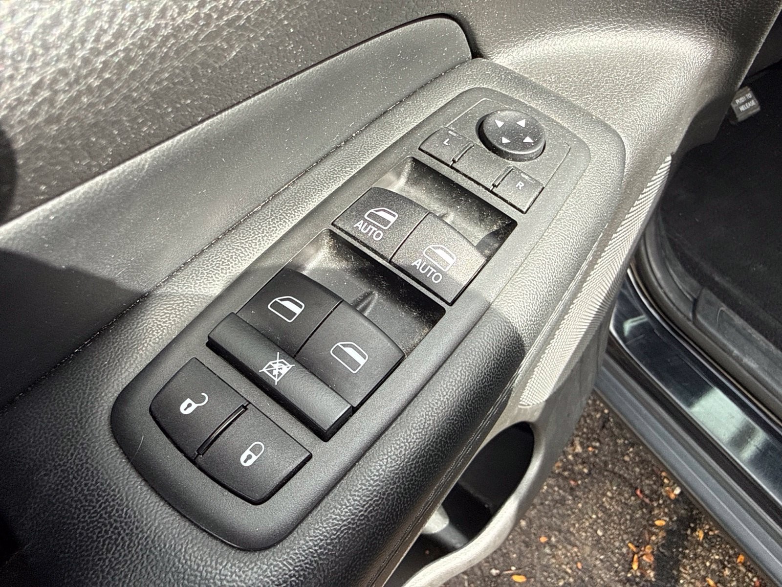 Used 2021 Diamond Black Jeep Laredo E image 24