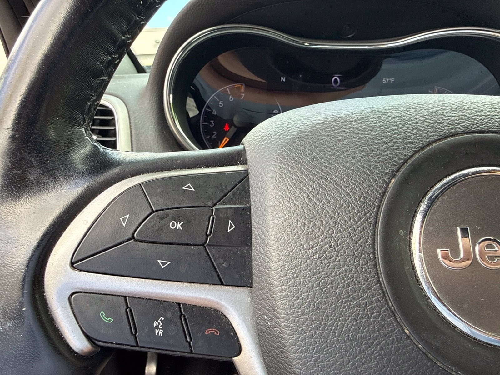 Used 2021 Diamond Black Jeep Laredo E image 28