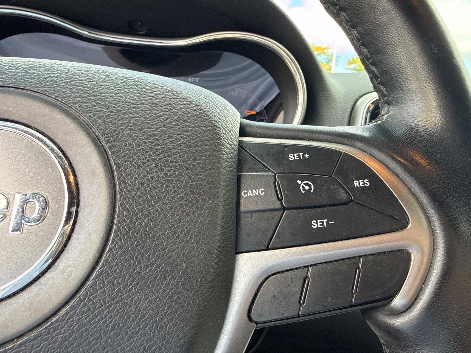 Used 2021 Diamond Black Jeep Laredo E image 29