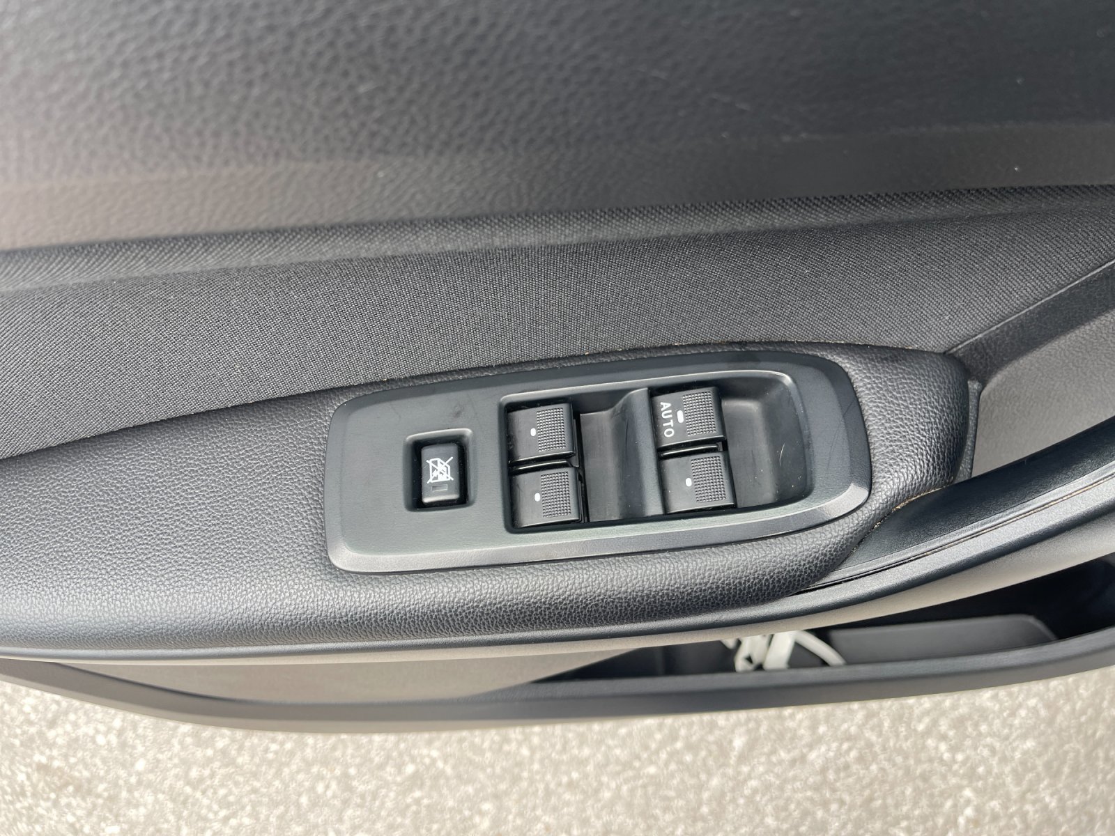 Used 2020 Oxford White Ford XLT image 13