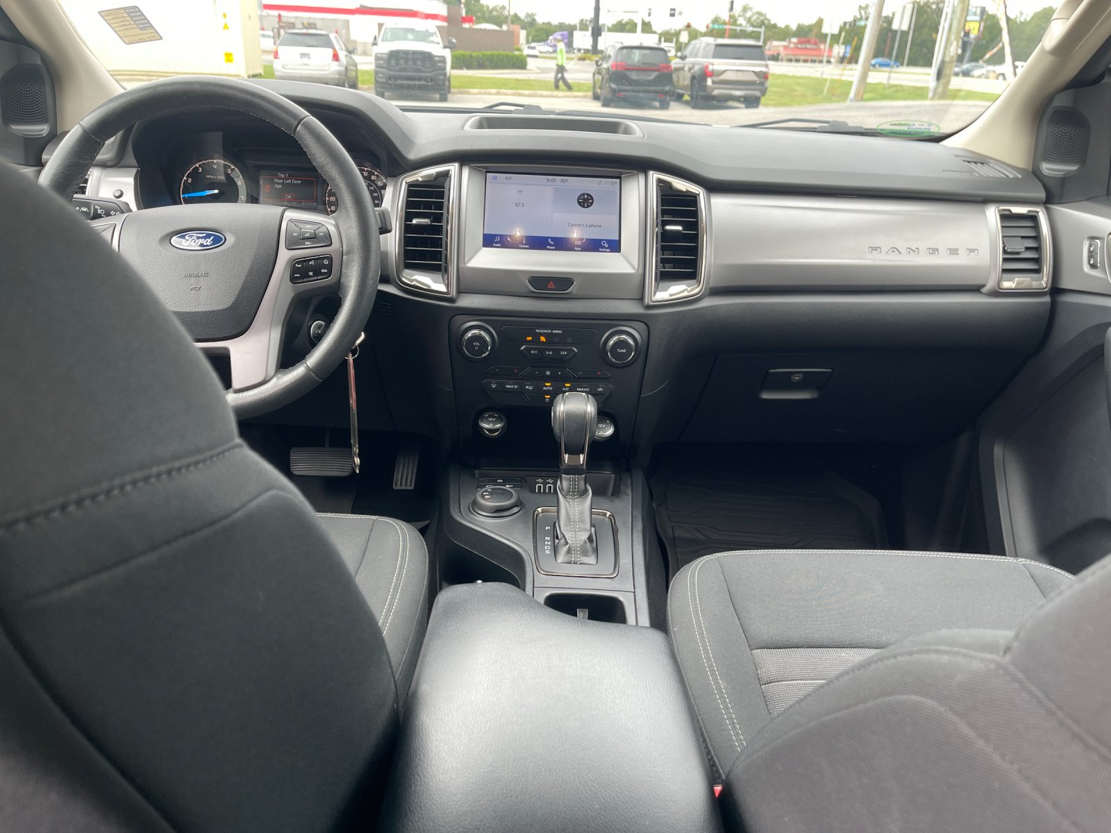 Used 2020 Oxford White Ford XLT image 15