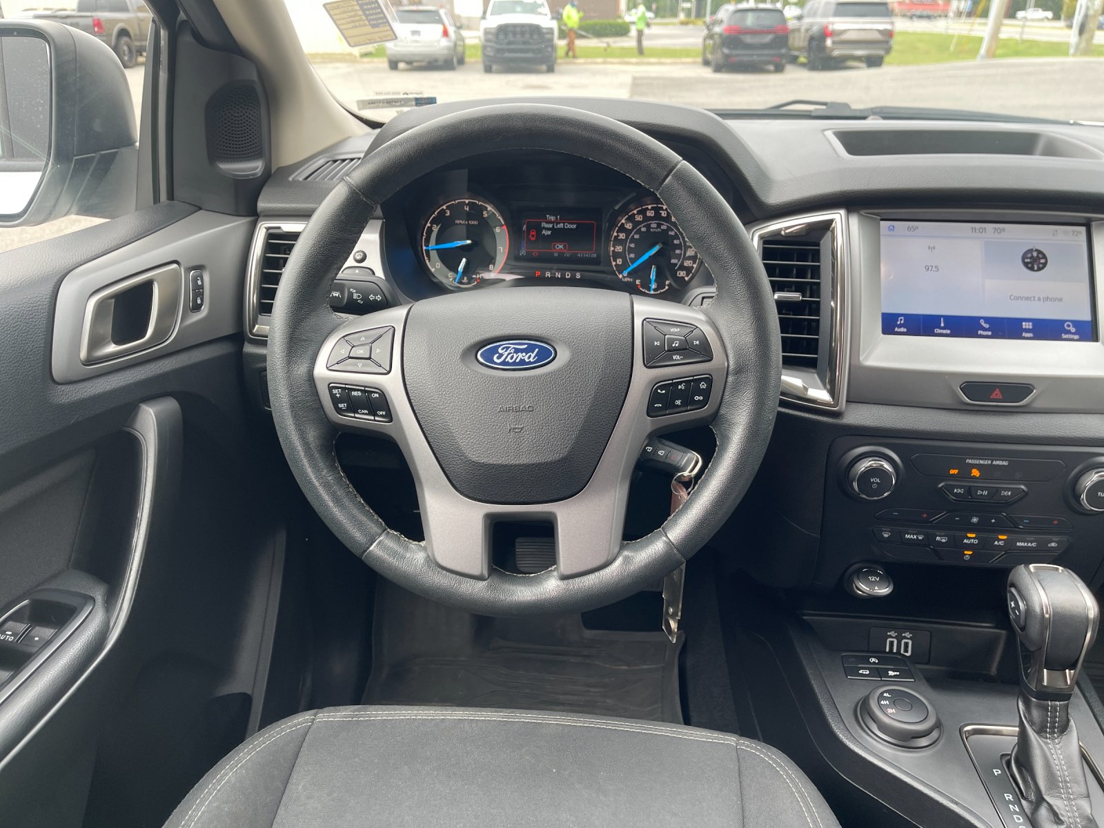Used 2020 Oxford White Ford XLT image 16