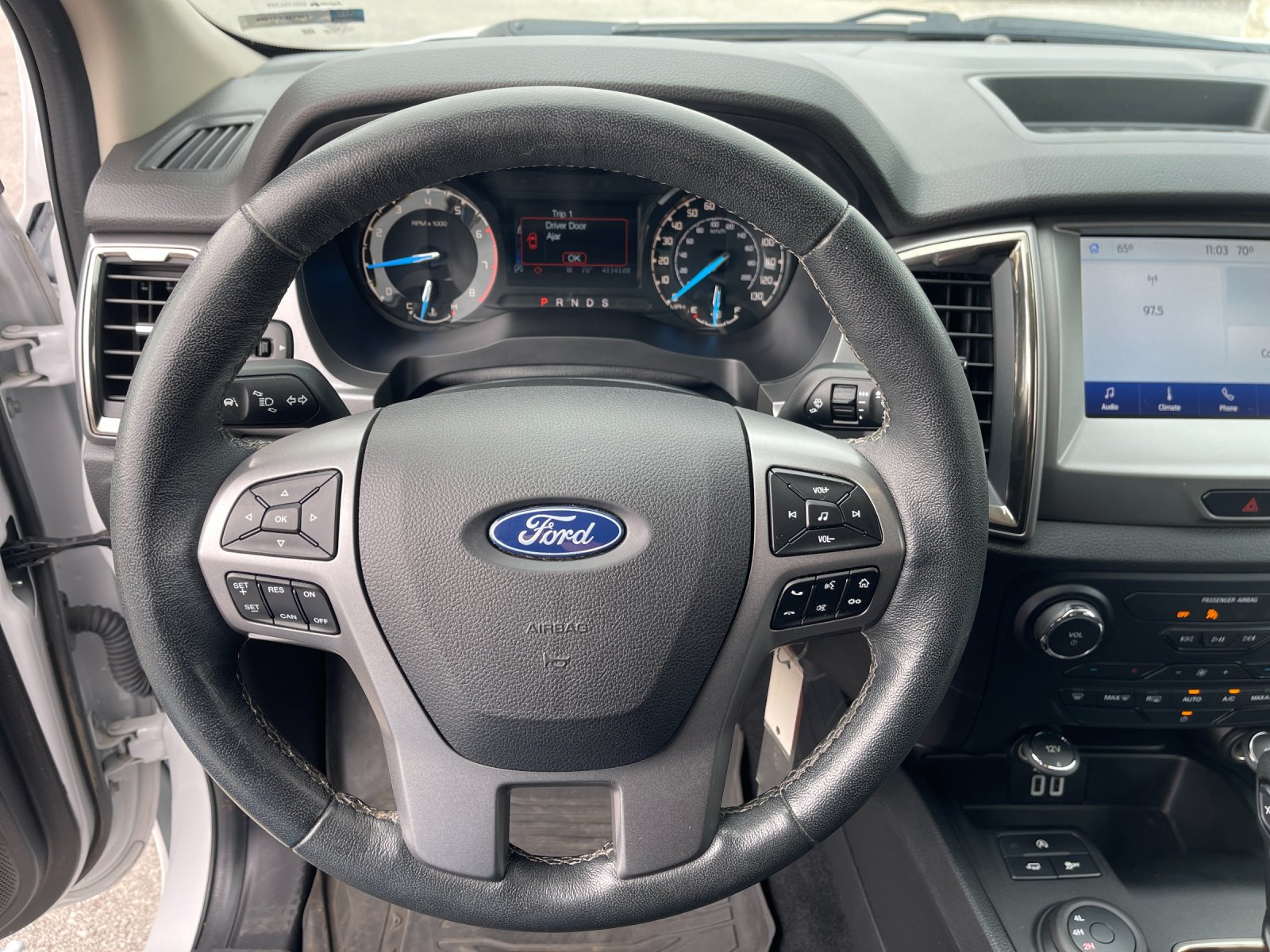 Used 2020 Oxford White Ford XLT image 25