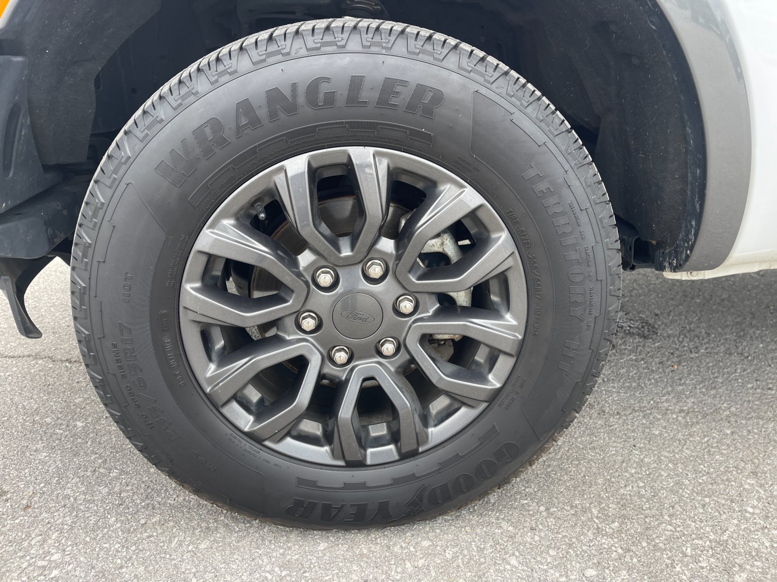 Used 2020 Oxford White Ford XLT image 31