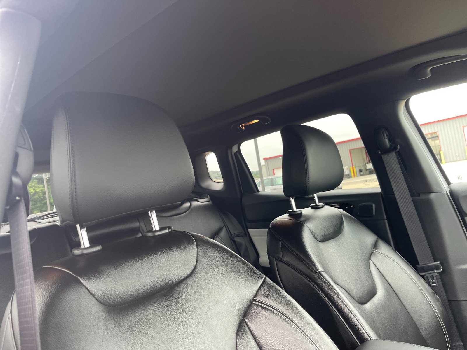 Used 2025 White Jeep Limited image 18