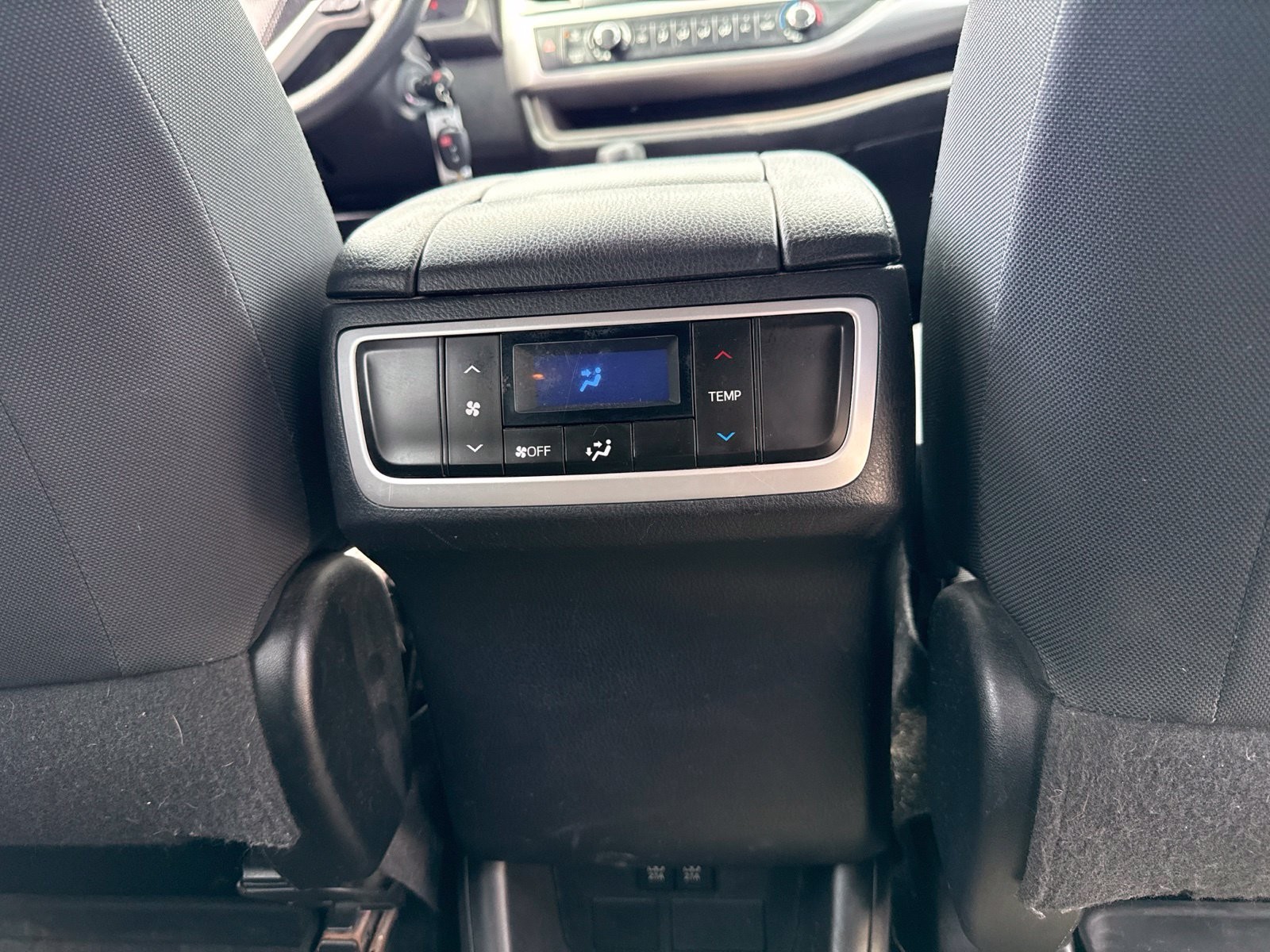 Used 2019 Shoreline Mist Toyota LE image 16