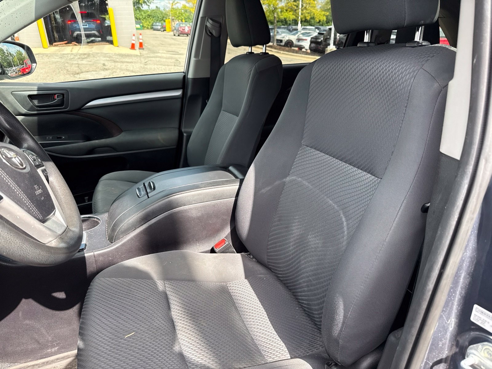 Used 2019 Shoreline Mist Toyota LE image 24