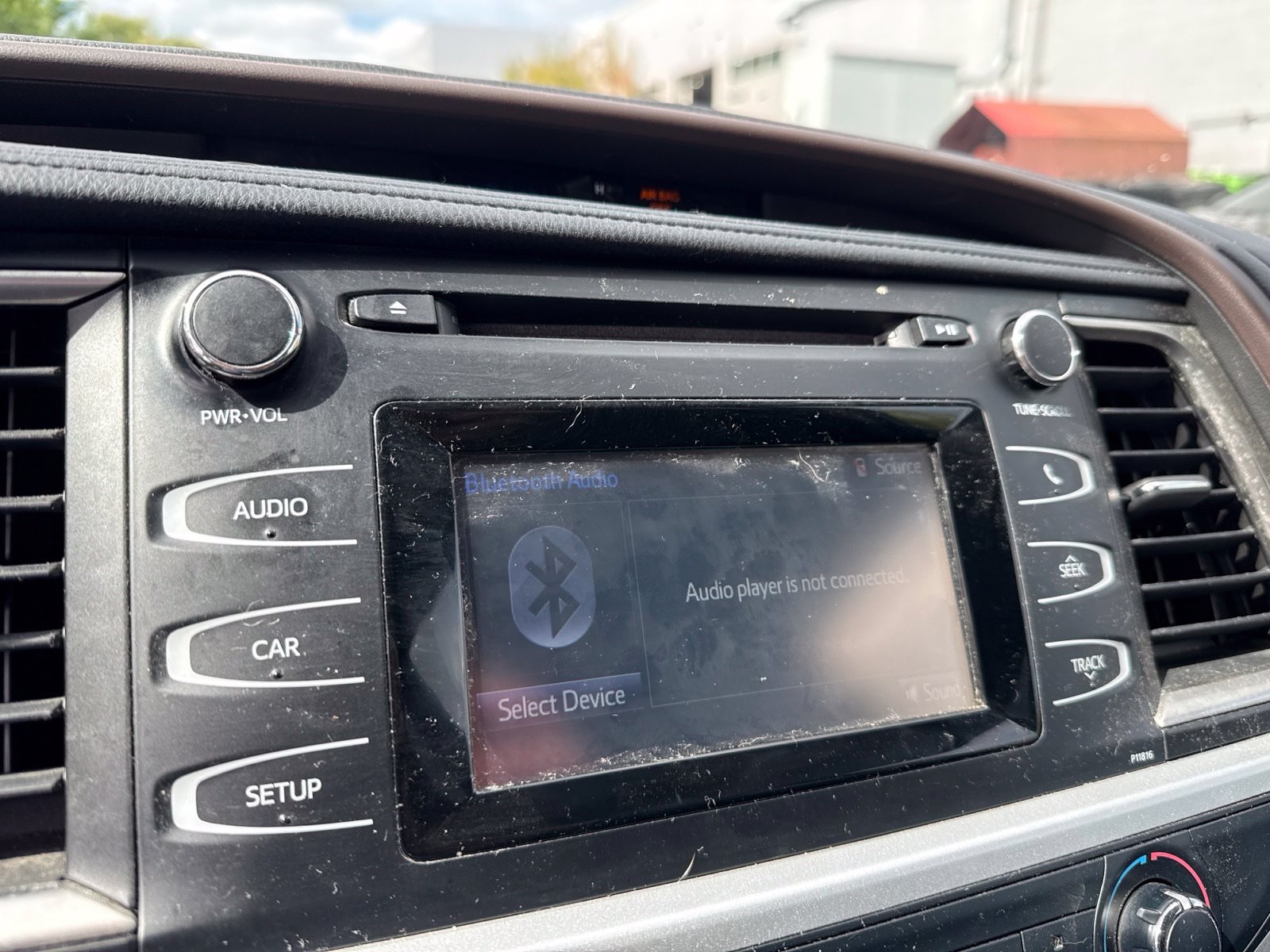 Used 2019 Shoreline Mist Toyota LE image 30