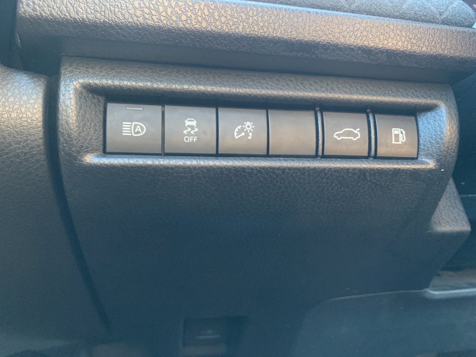Used 2025 Black Toyota XLE image 33