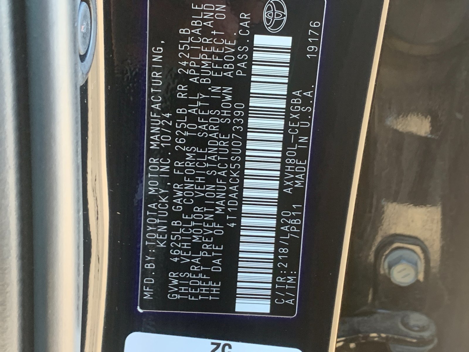 Used 2025 Black Toyota XLE image 36