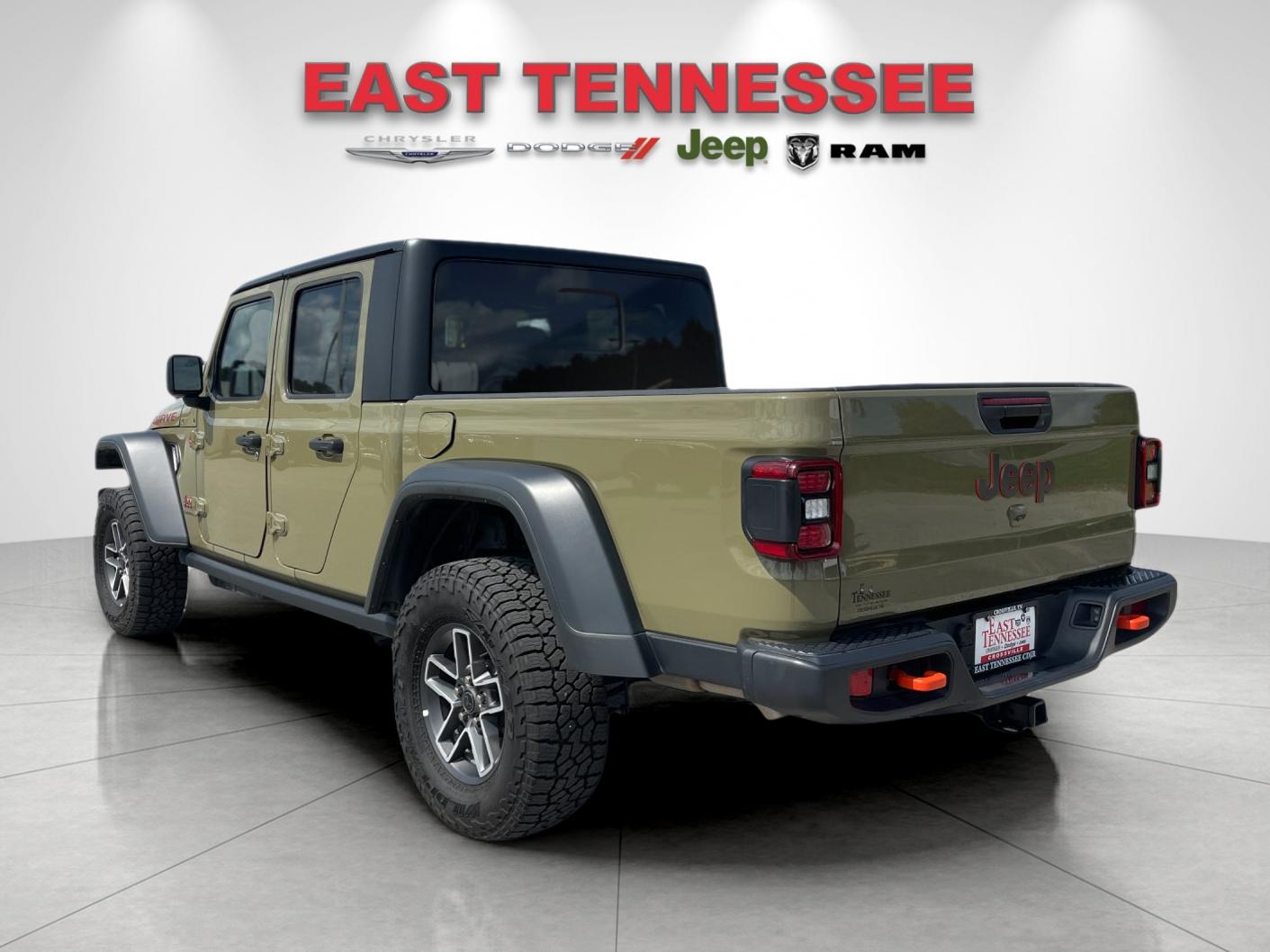 Used 2026  Jeep Mojave image 5