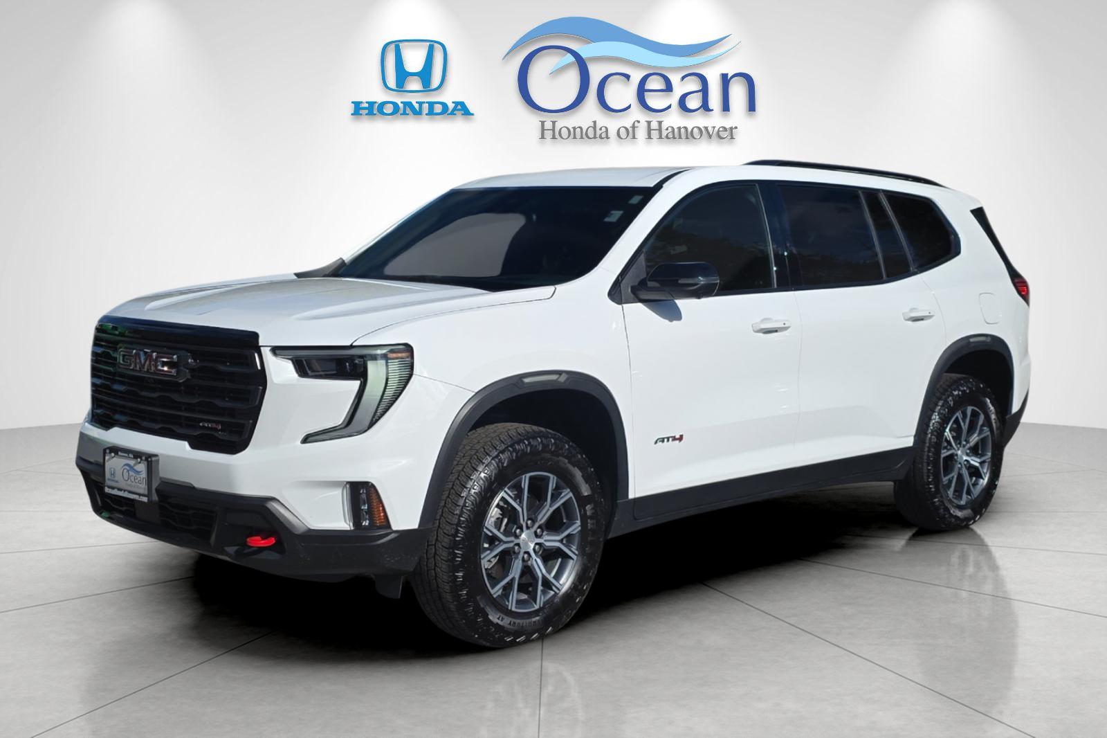 Used 2025 Summit White GMC AT4 image 7