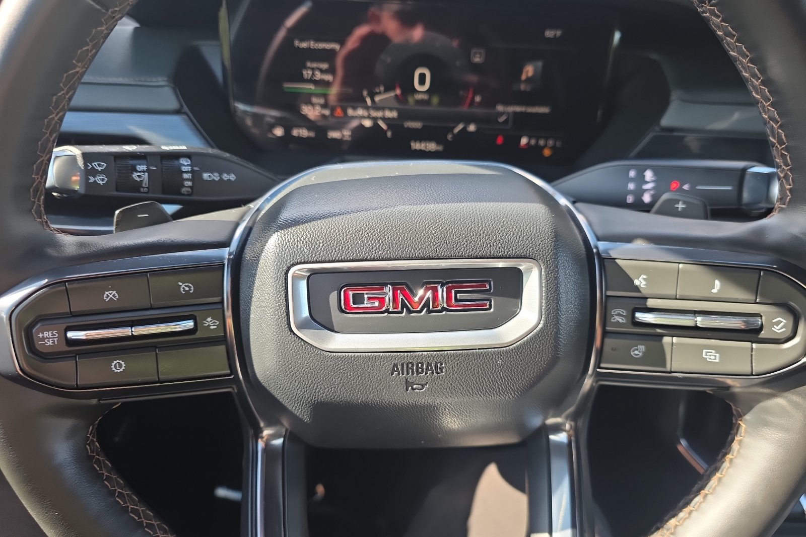 Used 2025 Summit White GMC AT4 image 23