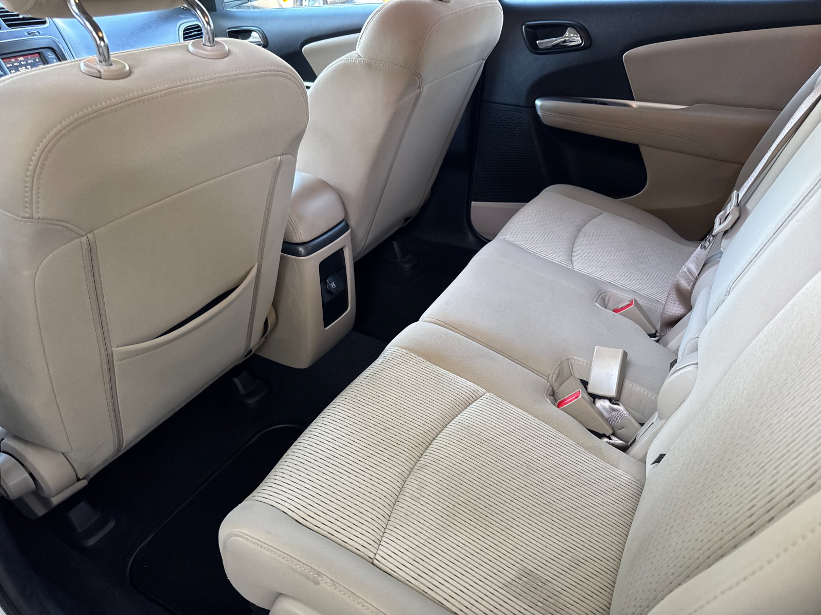 Used 2017 White Dodge SE image 11