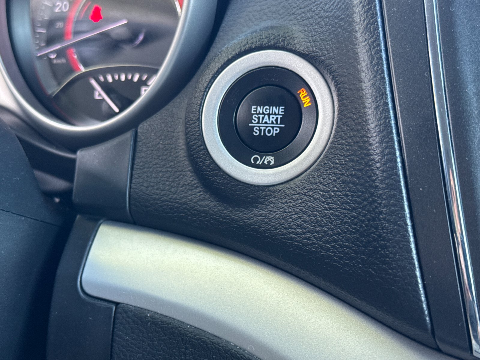 Used 2017 White Dodge SE image 20