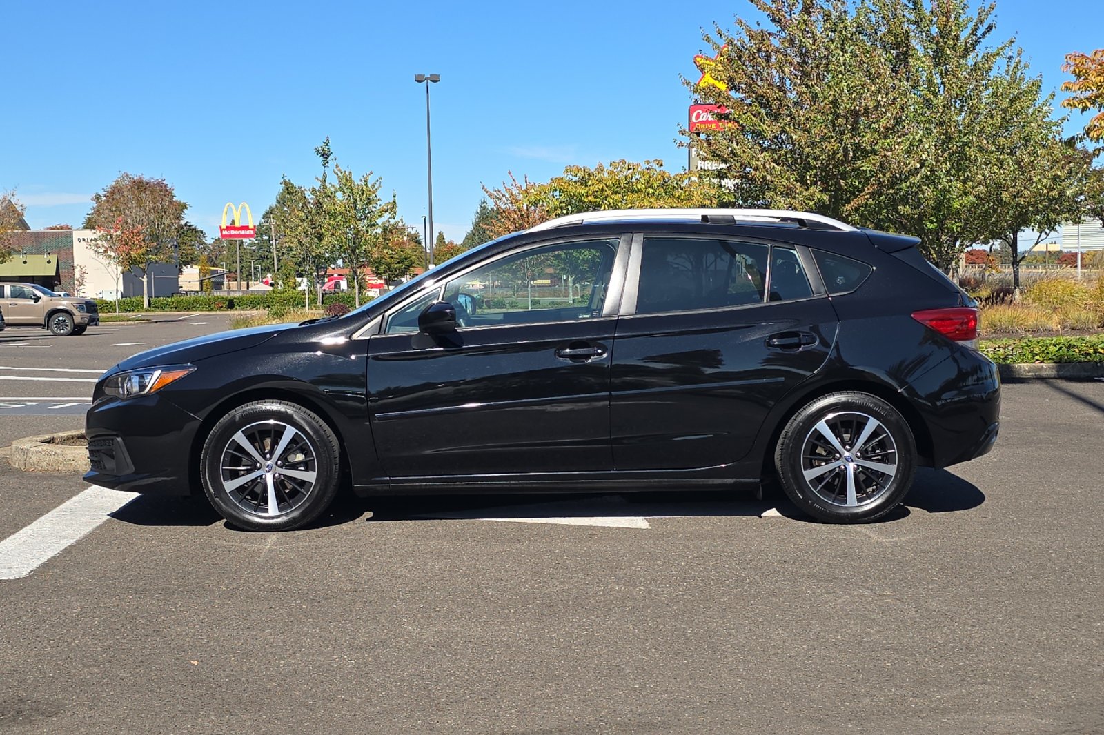 Used 2023 Black Subaru Premium image 7