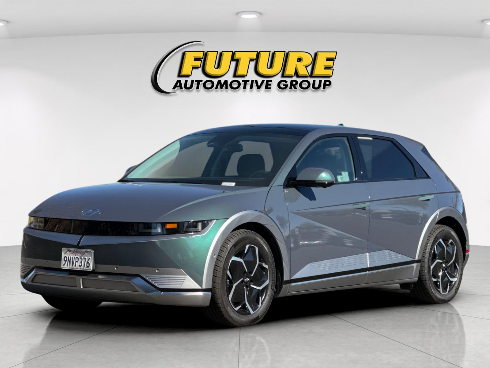 Certified Used 2024 Green Hyundai Limited image 7