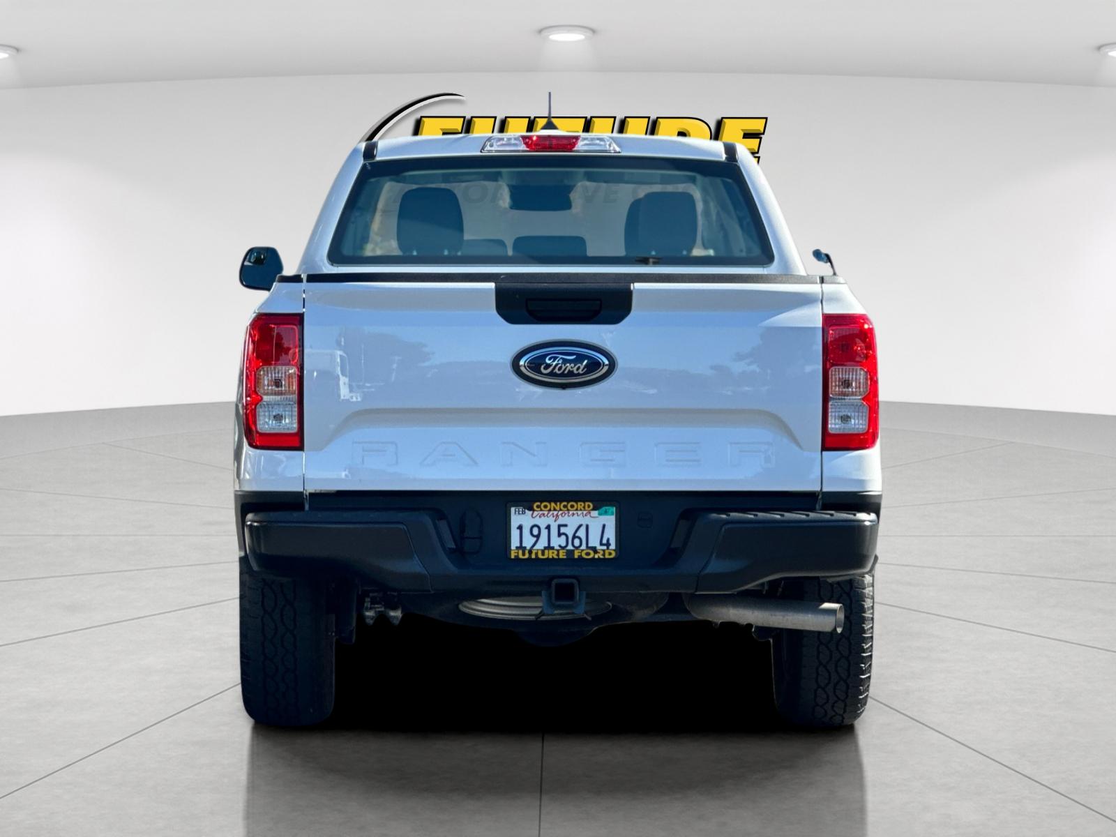 Used 2024 White Ford XL image 4