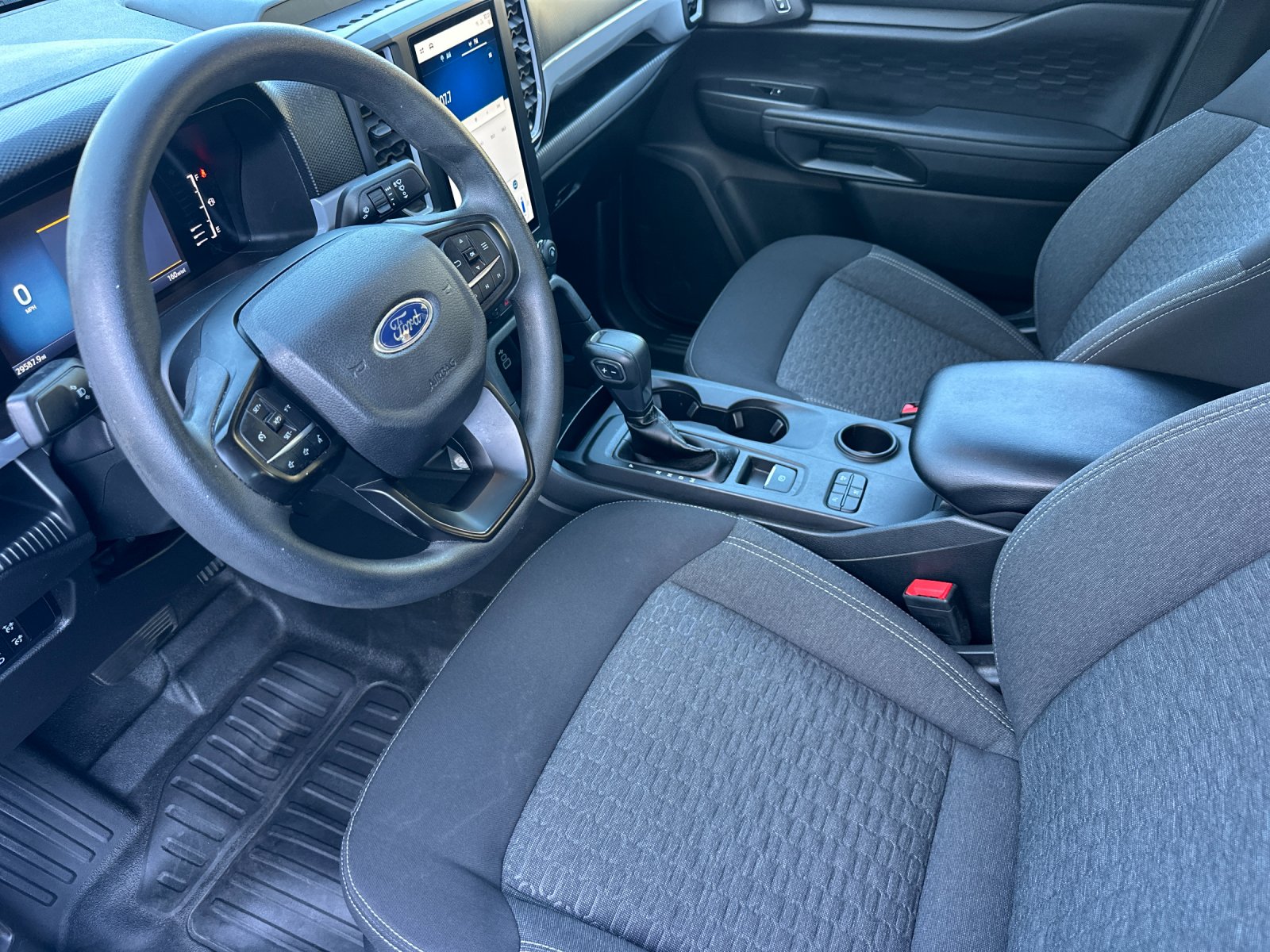 Used 2024 White Ford XL image 9