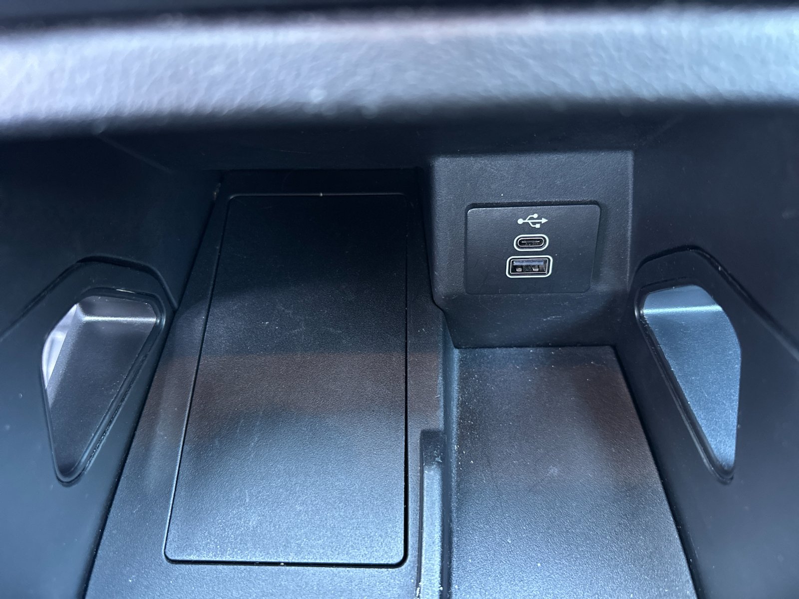 Used 2024 White Ford XL image 25