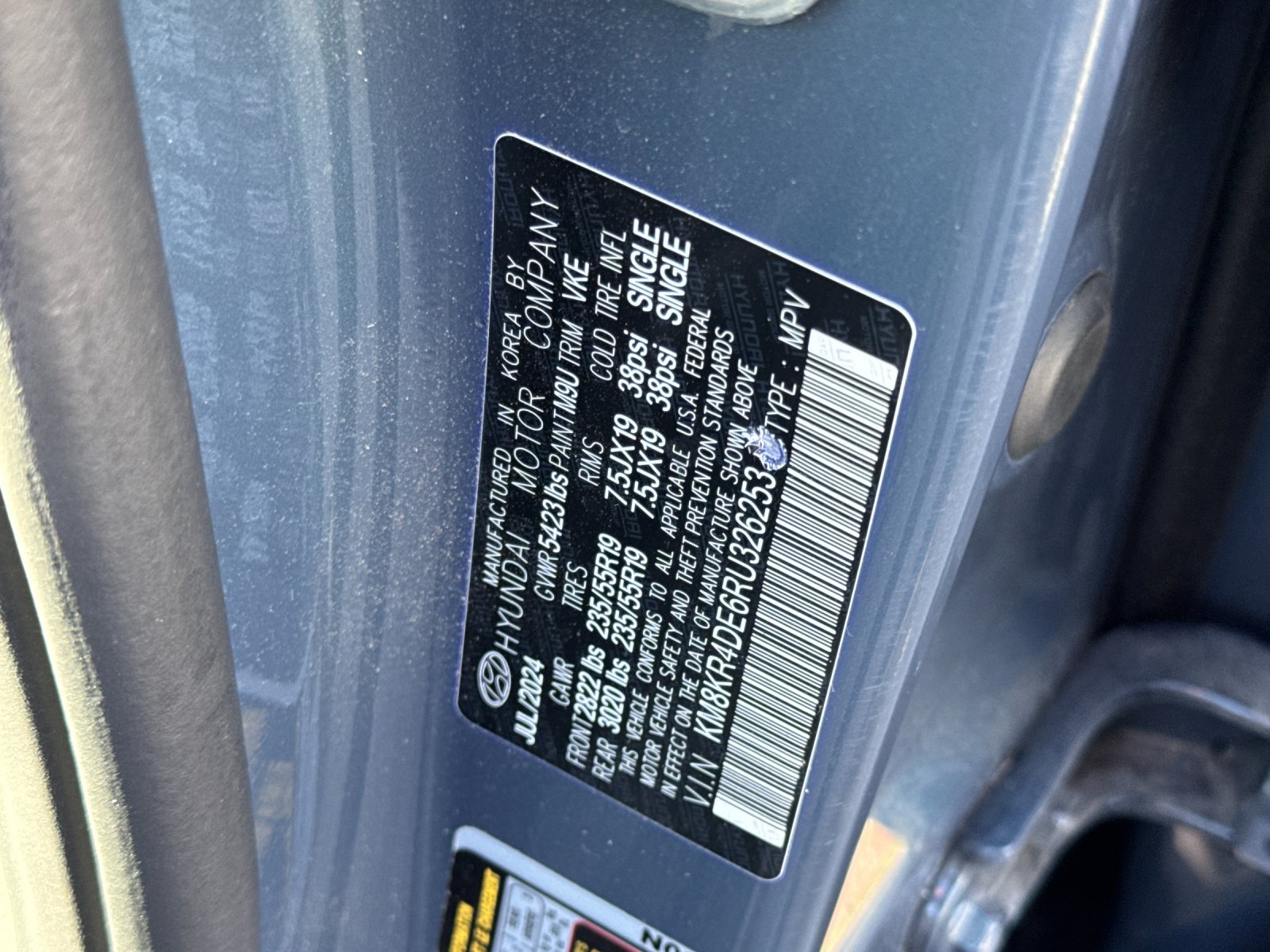 Used 2024 Green Hyundai Limited image 28