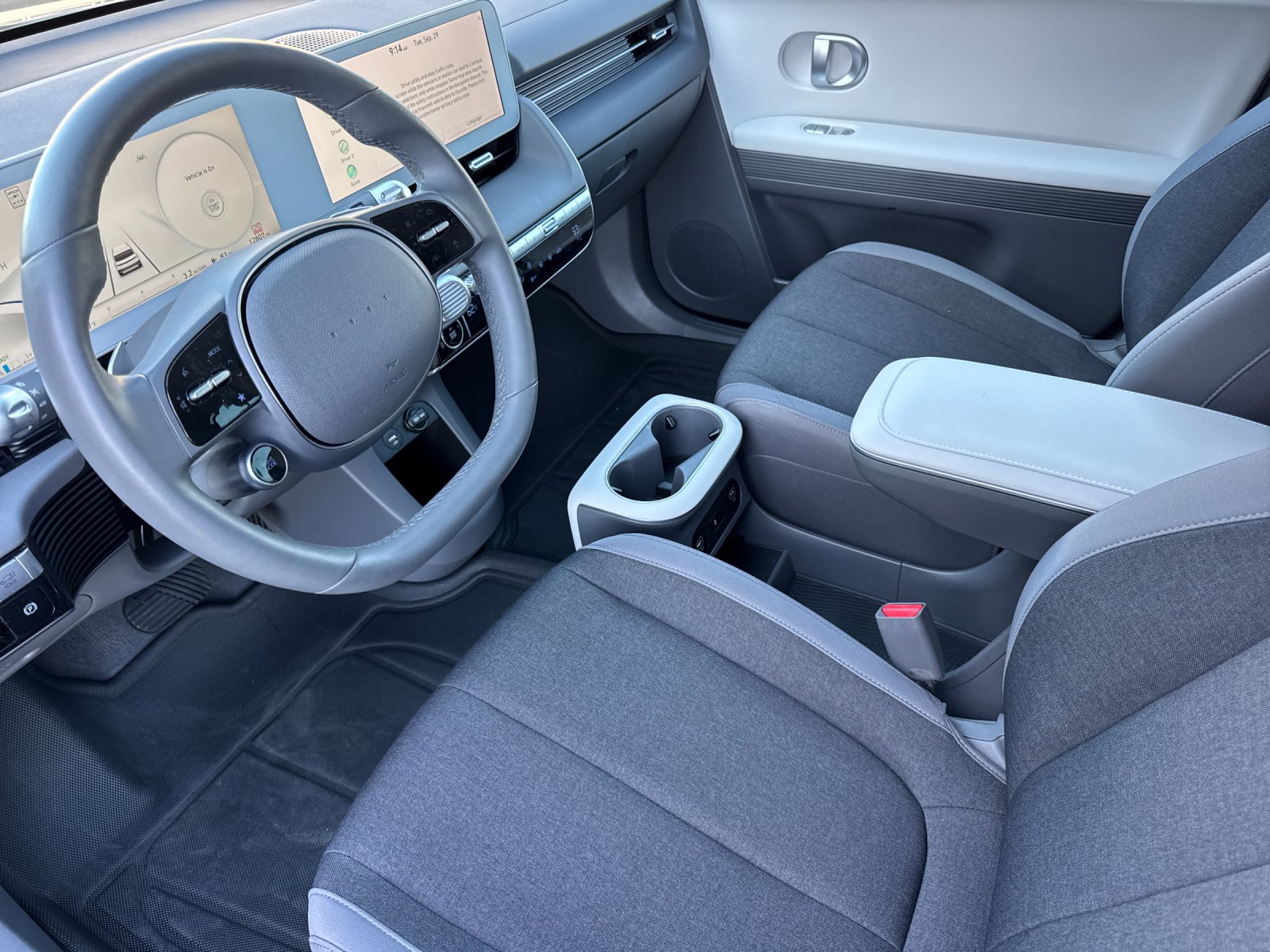 Certified Used 2024 Blue Hyundai SEL image 9