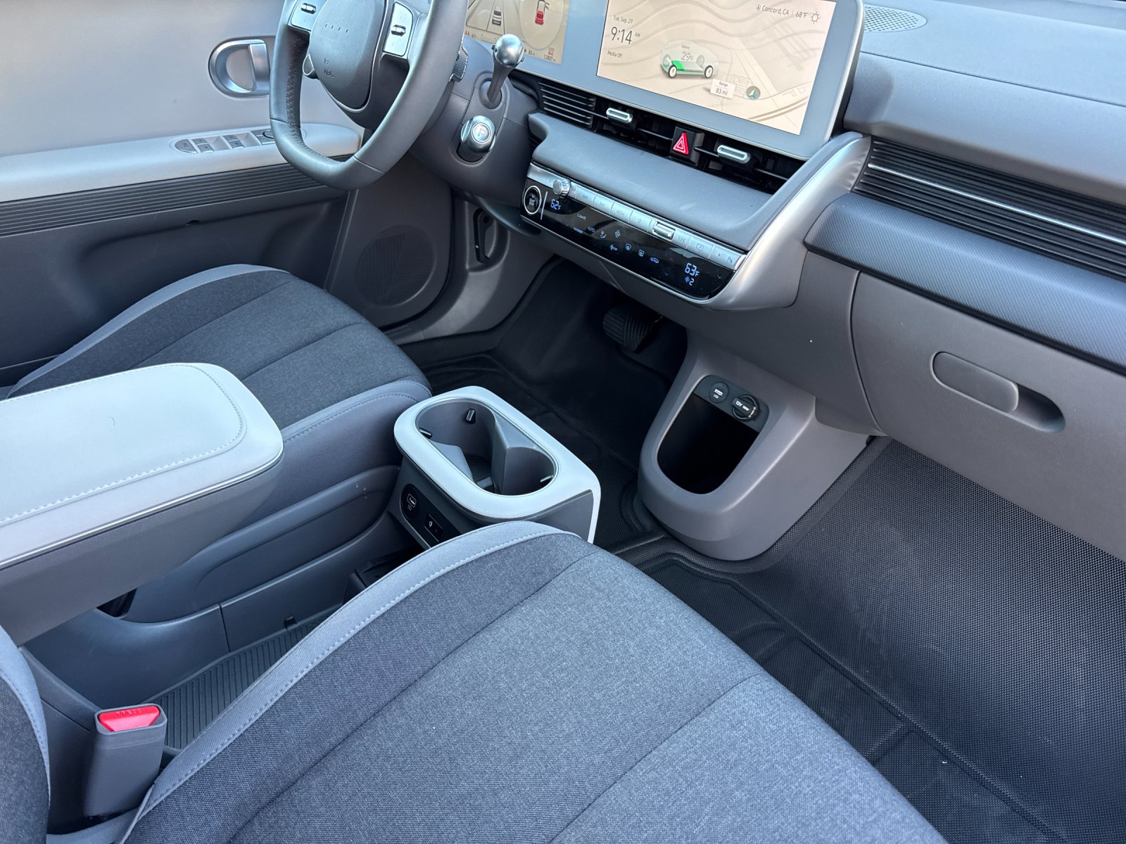 Certified Used 2024 Blue Hyundai SEL image 15