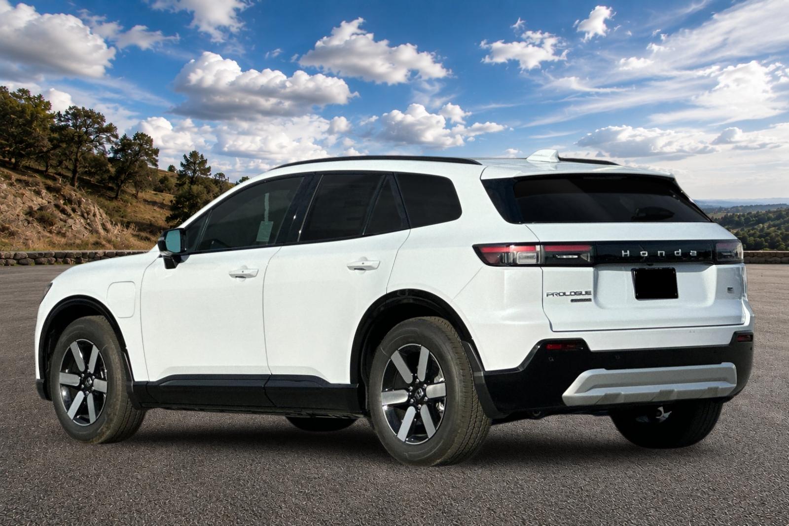 New 2026 Frostline White Pearl Honda 2WD Touring image 6
