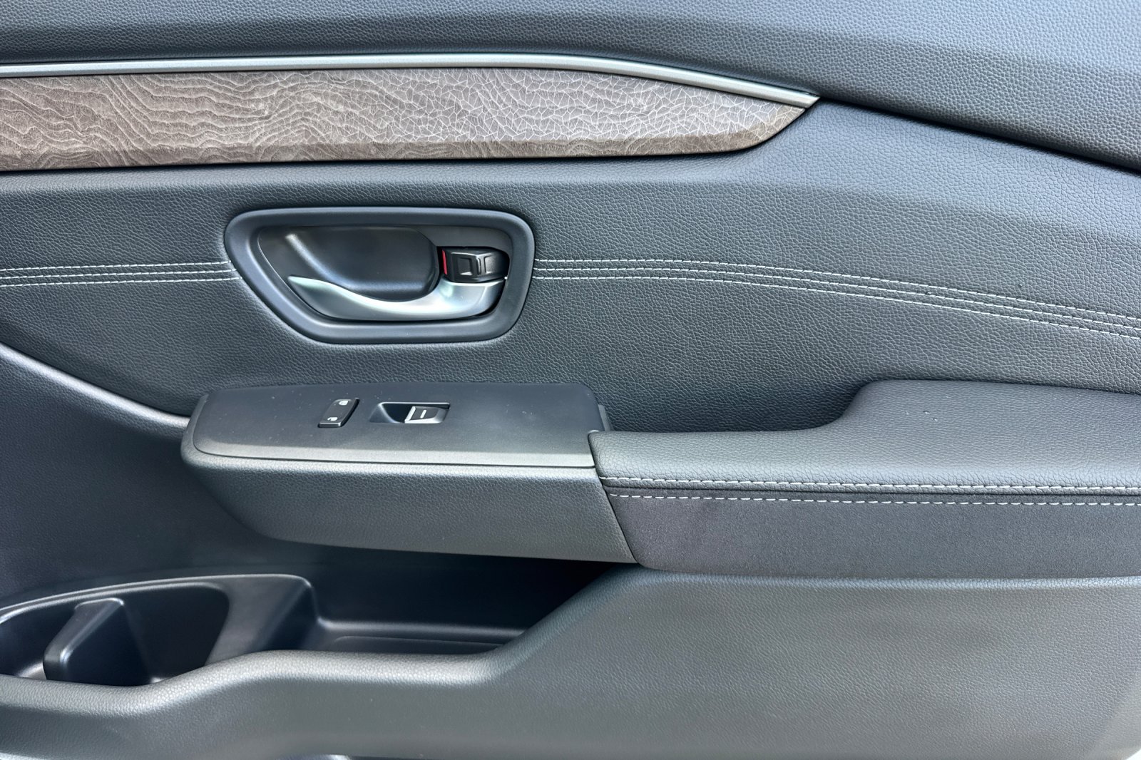 New 2026 Sonic Gray Pearl Honda AWD Elite image 21