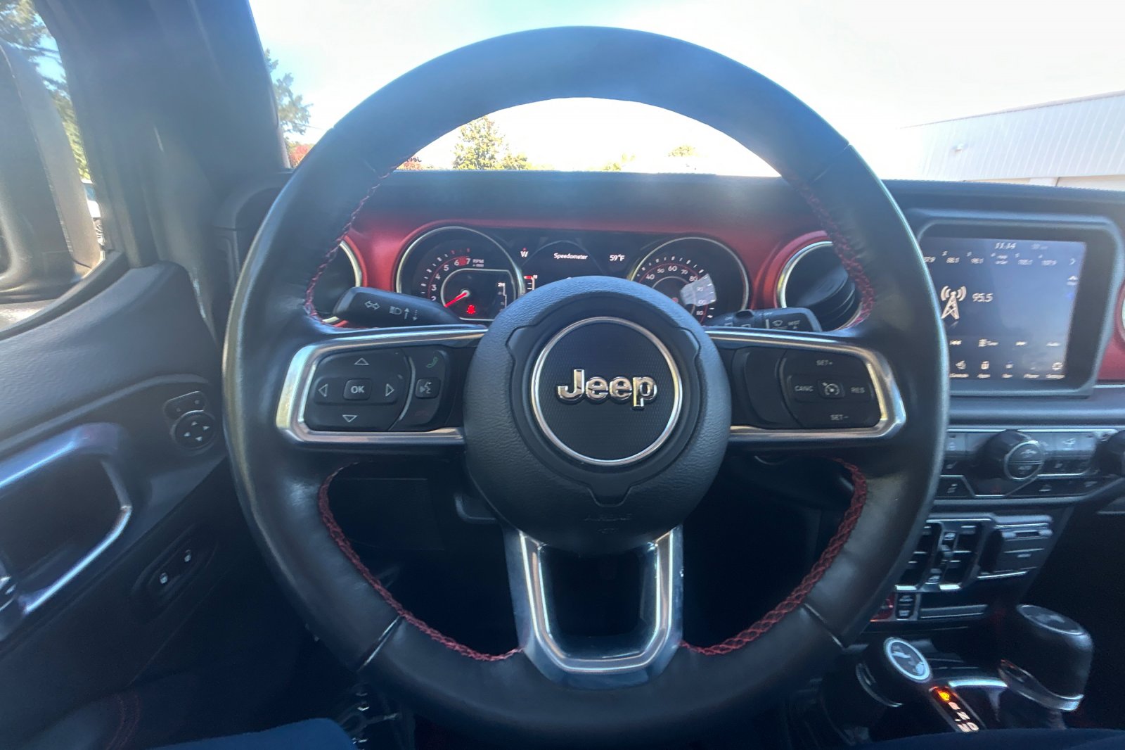 Used 2022 Limited Edition Gobi Clearcoat Jeep Unlimited Rubicon image 23