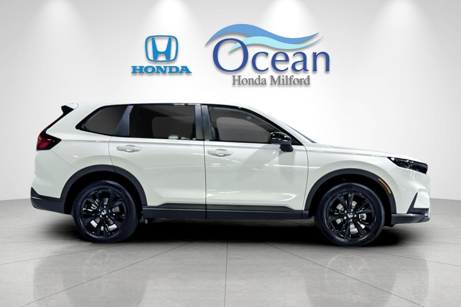New 2027 Solar Silver Metallic Honda Sport Touring image 6