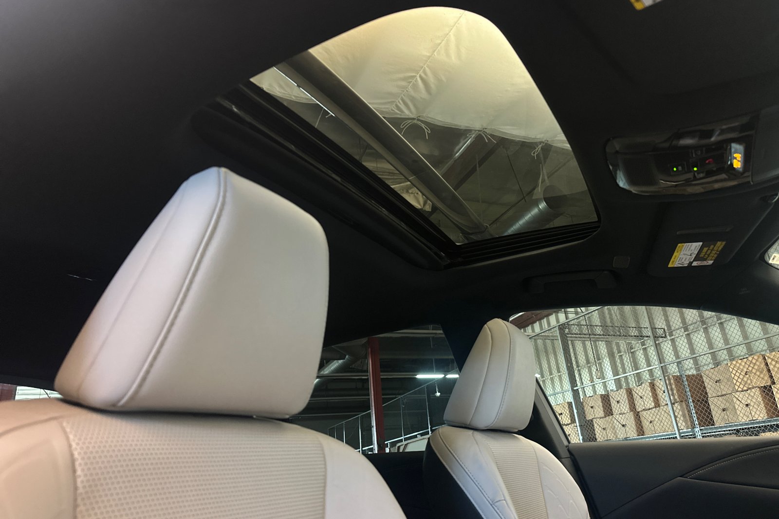 Used 2024 White Lexus 350 Premium Plus image 17