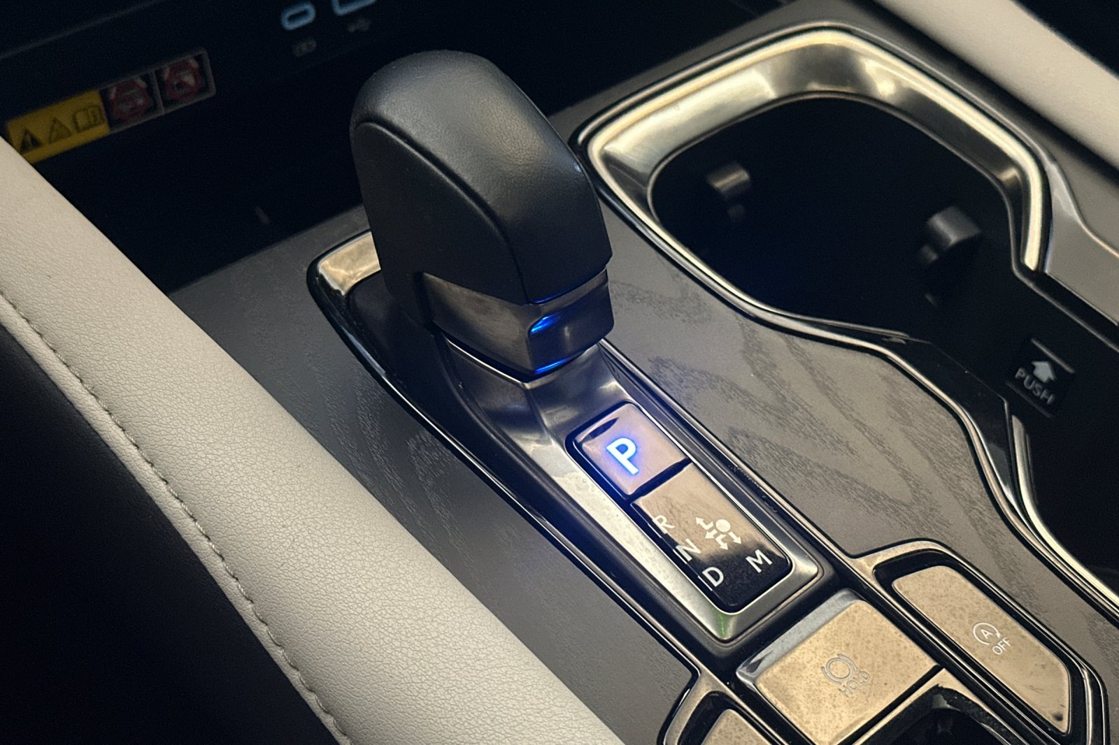 Used 2024 White Lexus 350 Premium Plus image 21