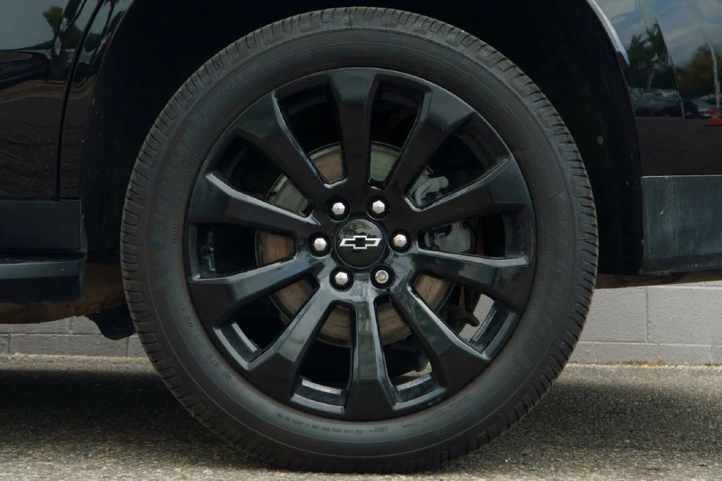 Used 2023 Black Chevrolet LT image 13