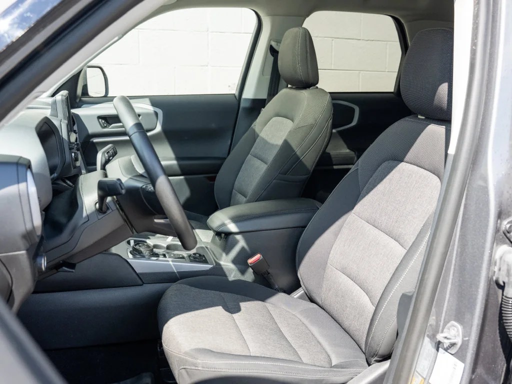 Used 2024 Gray Metallic Ford Big Bend image 5